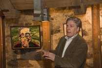 J.O. Mollander taidekokoelmanäyttelyn "Maailma periaatteessa" avajaiset 1.7.