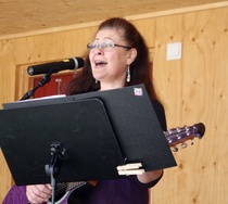 Trubaduuri Rauni Rokka esiintyy Kisko-päivässä 11.7.